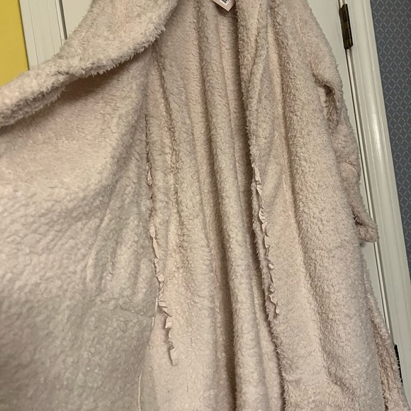 Cozy Pink Fleece Robe - Picture 3 of 4